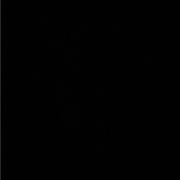 Meet your Posher, Angelique - Picture 1 of 1